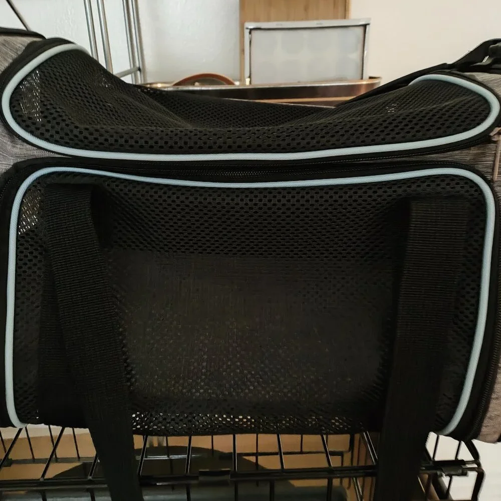 Dog/Cat Carrier